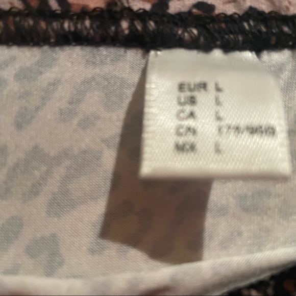 Leopard print size large mini skirt black brown GUC - Picture 3 of 3
